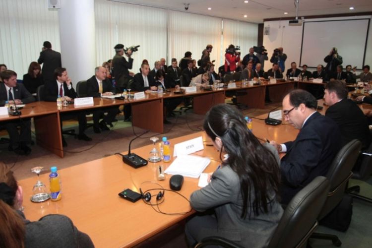 PIC: Ni riječi o zatvaranju OHR-a