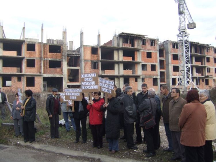 Protest zbog prodaje zgrade