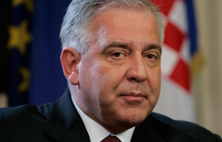 Sanader pobjegao iz Hrvatske