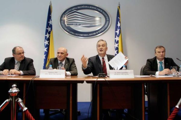 Predstavljena platforma: Ključ napretka ili problema