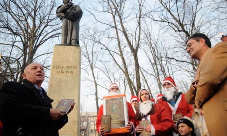Ministru Kasipoviću prva knjiga na svijetu