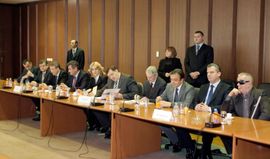 SDP i SDA krive zbog nastavka krize