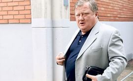 Priveden Aco Tomić