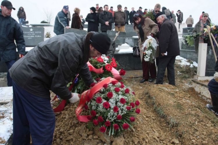 Sahranjen književnik Sead Fetahagić