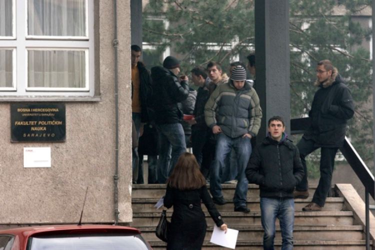 Zvanje magistra gubi 626 studenata