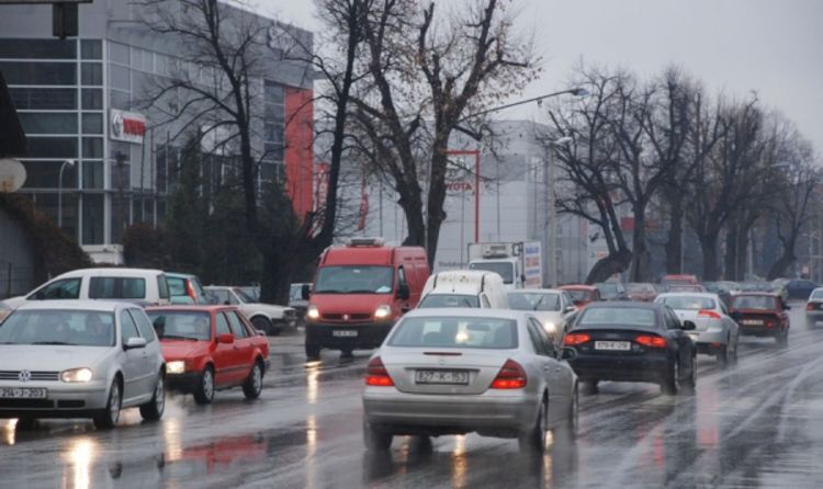 Tinejdžeri kopiraju ključeve roditelja