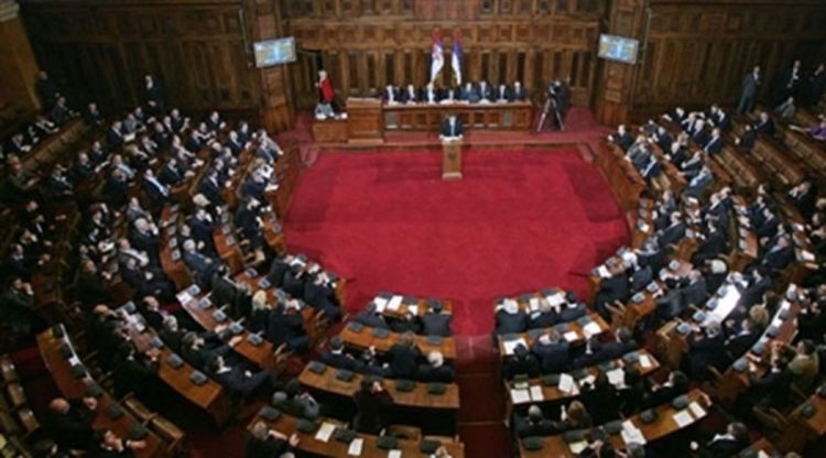 Srbija smanjuje broj poslanika u Skupštini?
