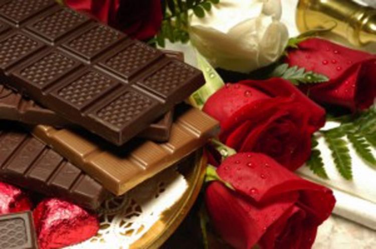 Iran zabranio poklone za Dan zaljubljenih