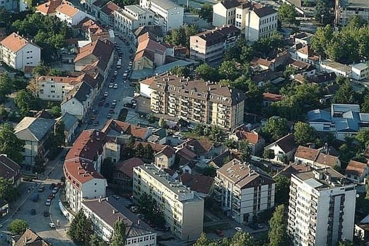 Učenik lažno dojavio postojanje bombe u školi