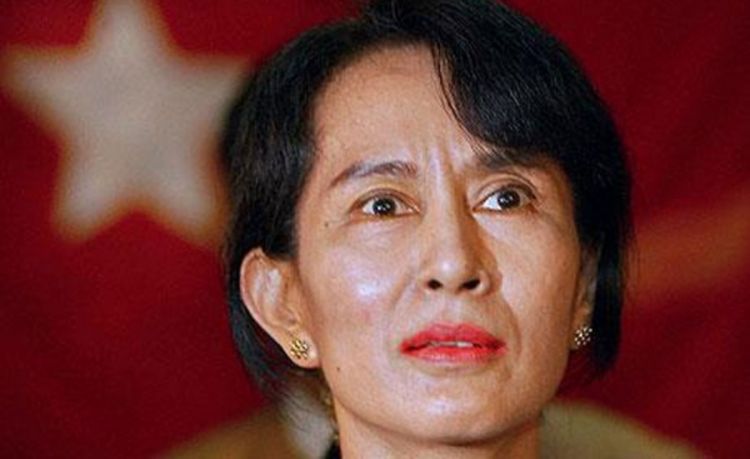 Aung San Su Ći dobila internet