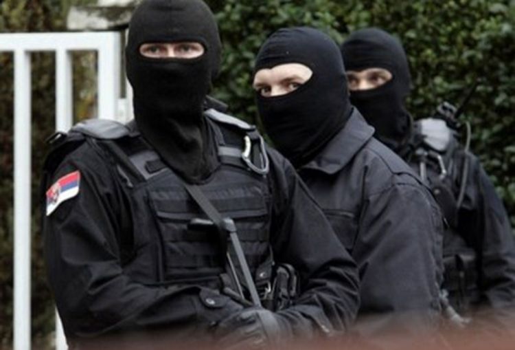 Policija pretresa kuću Darka Mladića