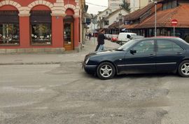 Voze ˝slalom˝ ulicama Banjaluke