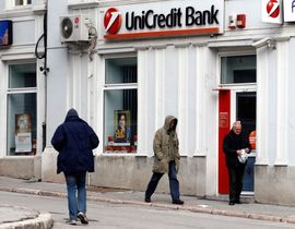 Traže milione od UniCredit banke