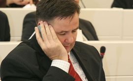 Smiješno im ukidanje vlastitih privilegija