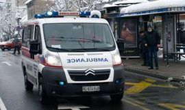 Baka ispala iz autobusa