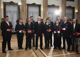 Tadić dodijelio medalje za hrabrost