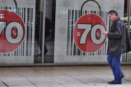 Sniženja obuće i odjeće do 80 odsto mame kupce