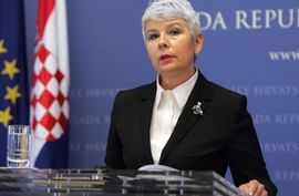 Kosor: Hrvatskoj potreban mir, a ne protesti