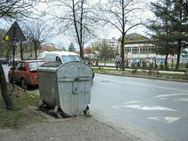 Beba ubijena pa bačena u kontejner