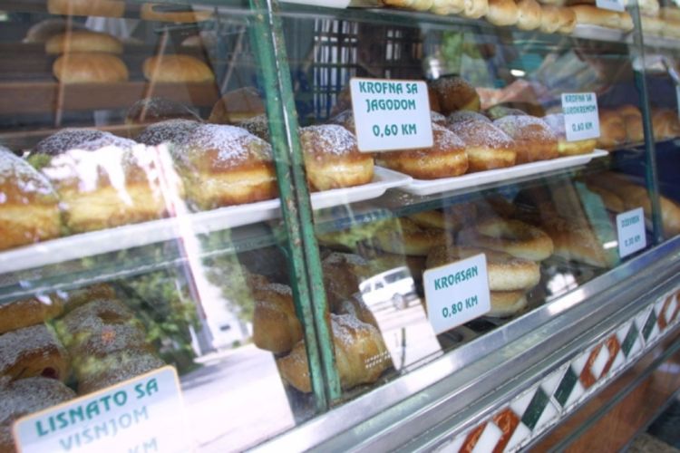 Umjesto za hljeb, traže pšenicu za peciva