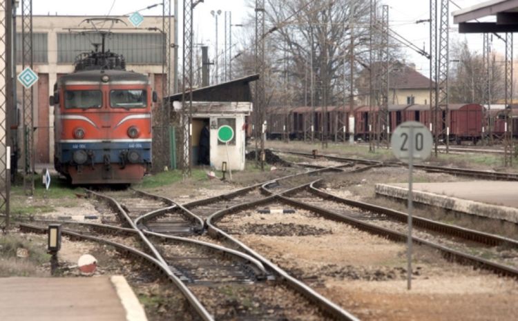 Željezničari ne odustaju od štrajka