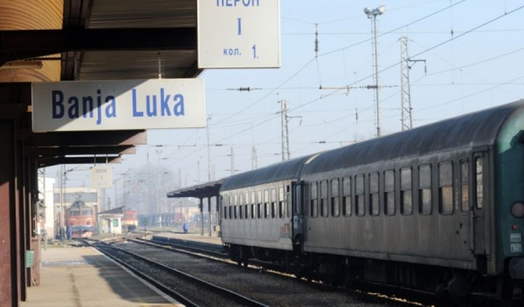 U petak staju svi vozovi