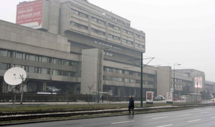 Počeli i fizički napadi u RTV domu