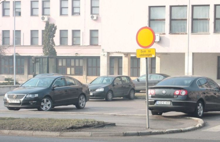 Dnevnice u FBiH četiri puta veće nego u RS