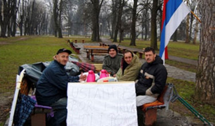 Ratni invalidi iz Dervente prekinuli štrajk glađu