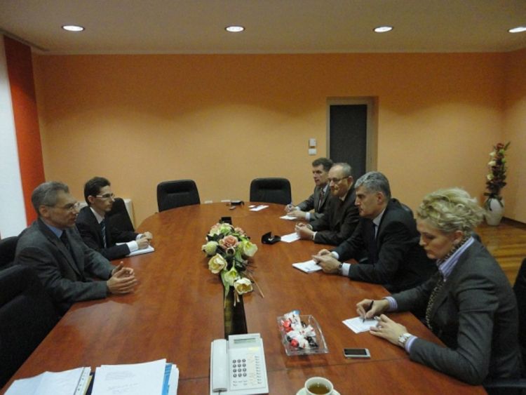 Lideri SDP-a, HDZ BiH i HDZ 1990 šalju poruke preko stranih diplomata