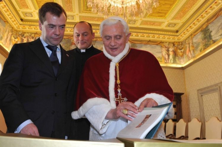 Medvedev u posjeti Vatikanu