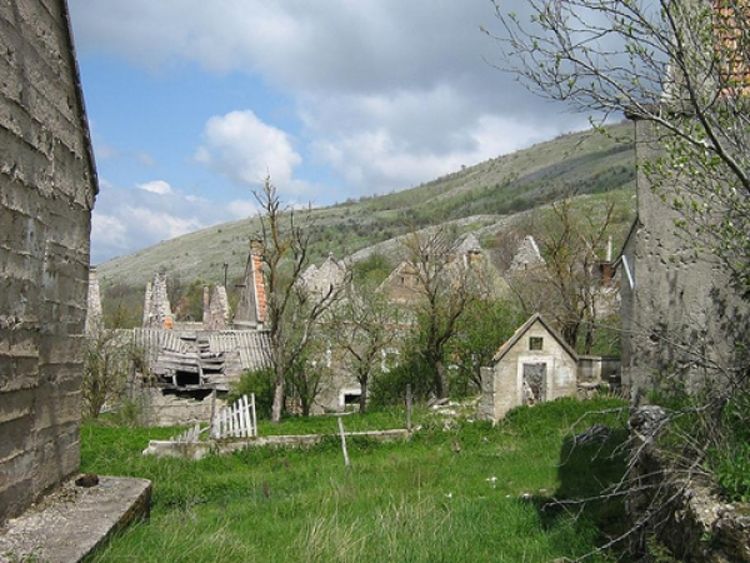 Spora obnova prepreka povratku u Bosansko Grahovo