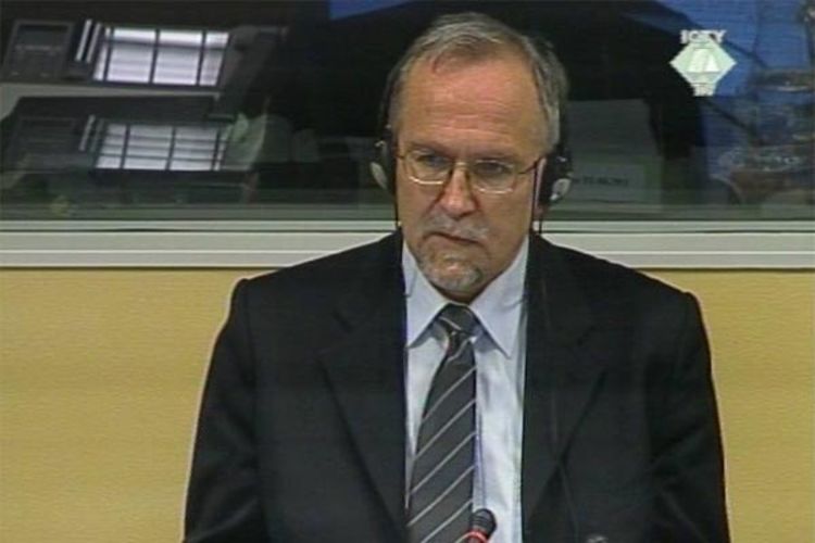 Suđenje Karadžiću: Zečević počeo svjedočenje