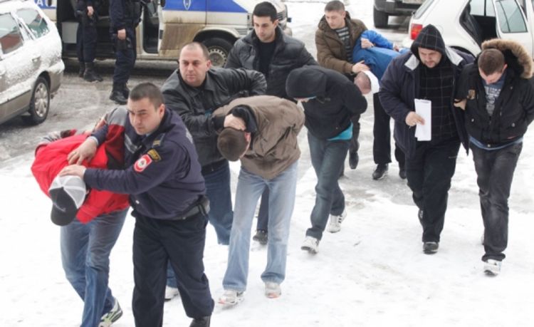 O dilanju otvoreno pričali i na Fejsbuku