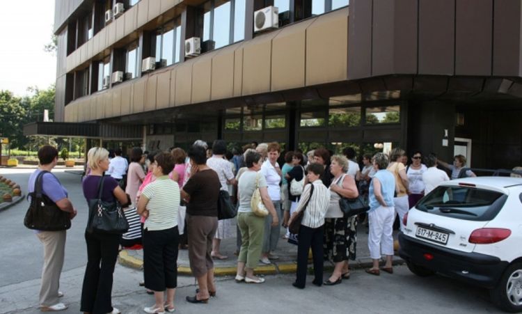 Neće štedjeti na oglasima i platama
