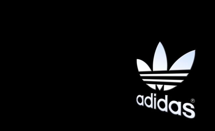 Zaplijenjeno 2 600 pari lažnih Adidas patika
