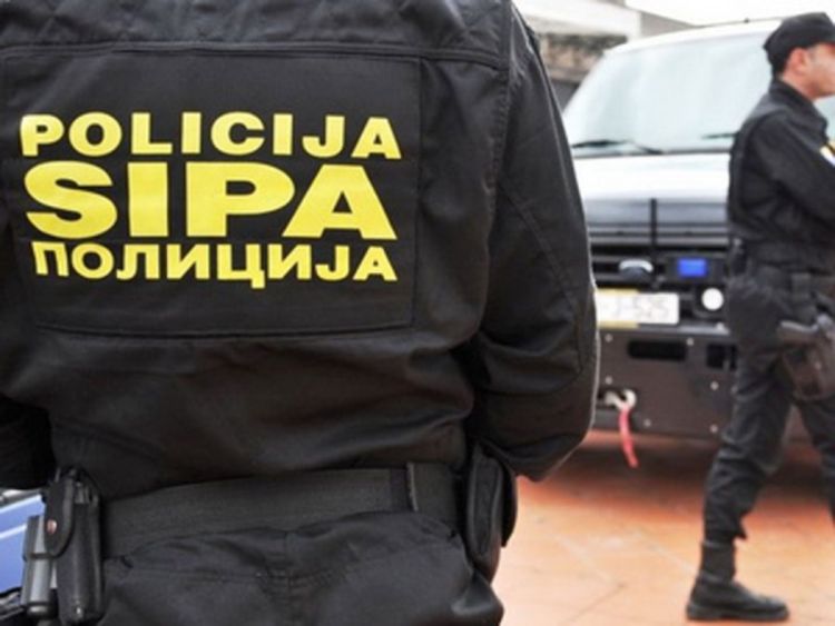 SIPA pretresa po Mostaru