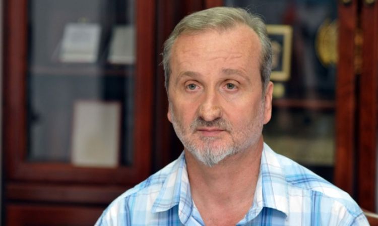 Iščašeni likovi u šetnji bez glave