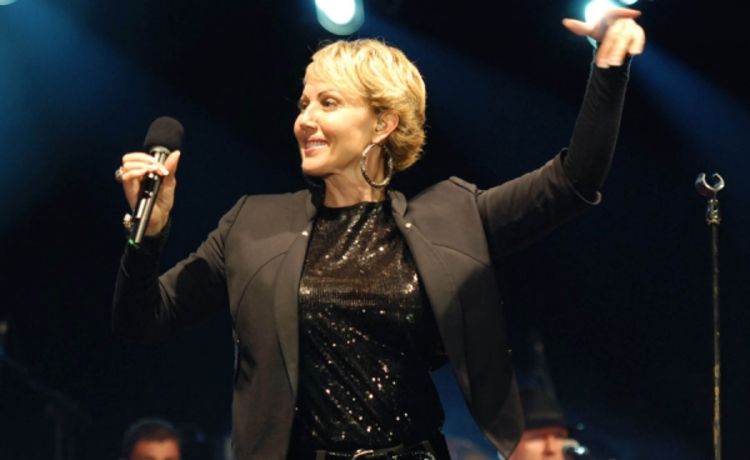 Lepa Brena 10. juna na Marakani