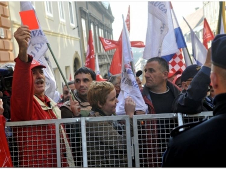 Danas protesti na Trgu bana Jelačića