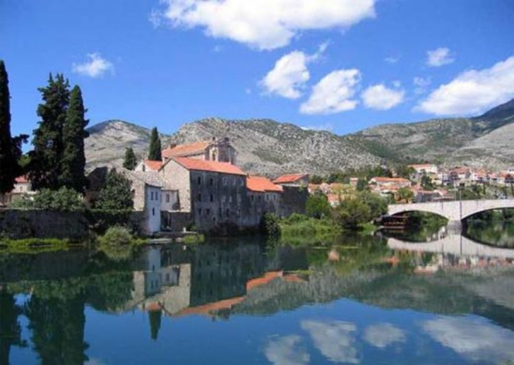 U Trebinju otvorena ribolovna sezona, zamirisali riblji kotlići