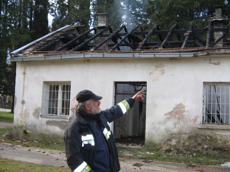Pijanac priznao da je kriv za požar