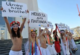 Ukrajinke u toplesu protestovale zbog seks turizma