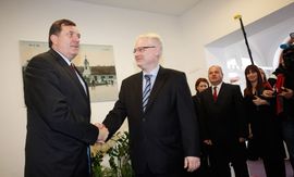 Počeo sastanak Dodika i Josipovića