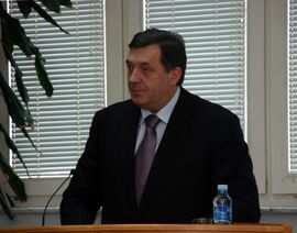Dodik: Ili izmjene zakona ili nema nadležnosti u RS
