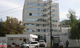 Divjakove pristalice krenule prema zgradi OHR-a