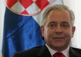 Sanader još dva mjeseca u pritvoru