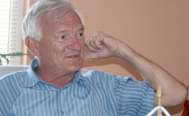 Jovan Divjak na slobodi uz kauciju