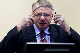 Šešelj traži 10 miliona evra odštete