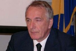 Arnaut: Riješiti probleme koji opterećuju odnose BiH i Srbije